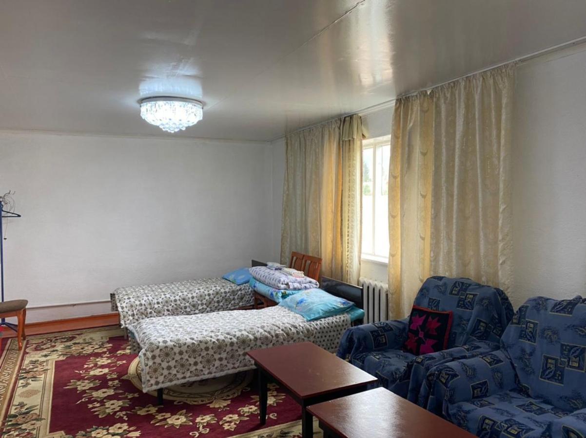 Nurgul Hotel Bokonbayevo Buitenkant foto