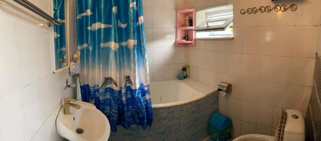 Nurgul Hotel Bokonbayevo Buitenkant foto