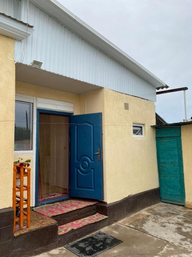 Nurgul Hotel Bokonbayevo Buitenkant foto