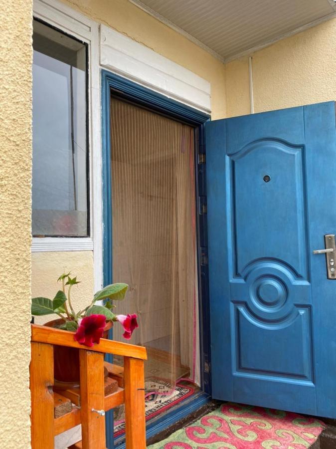 Nurgul Hotel Bokonbayevo Buitenkant foto