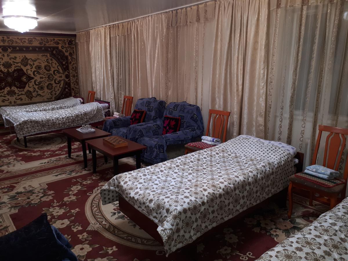Nurgul Hotel Bokonbayevo Buitenkant foto